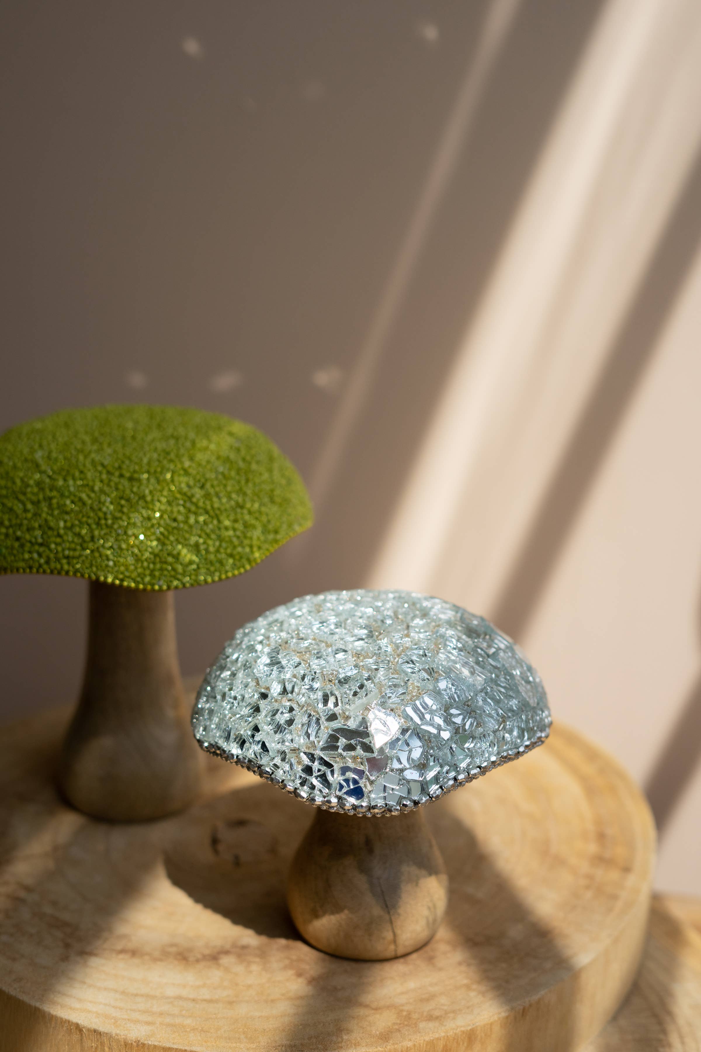 SET OF FIVE MUSHROOMS WITH MOSAIC TOPS